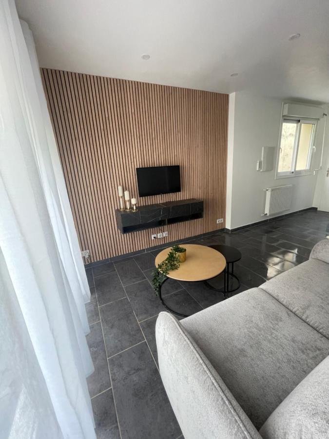 Studio Tout Confort, Au Pied De Toute Commodite, 2 Apartamento Créteil Exterior foto